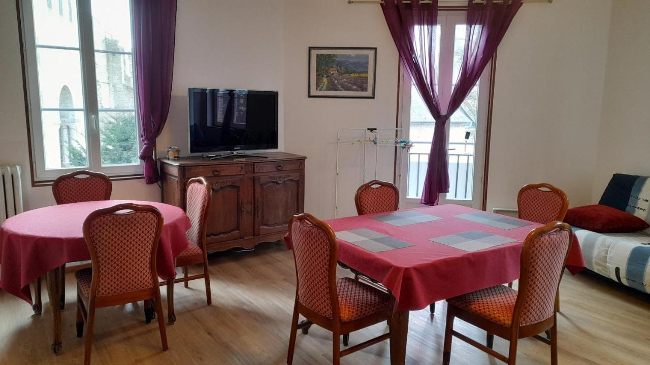 Hotel La Bonne Famille Jumièges Exteriér fotografie