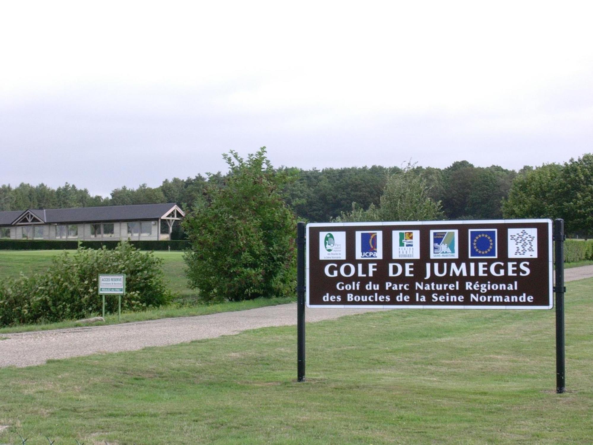 Hotel La Bonne Famille Jumièges Exteriér fotografie