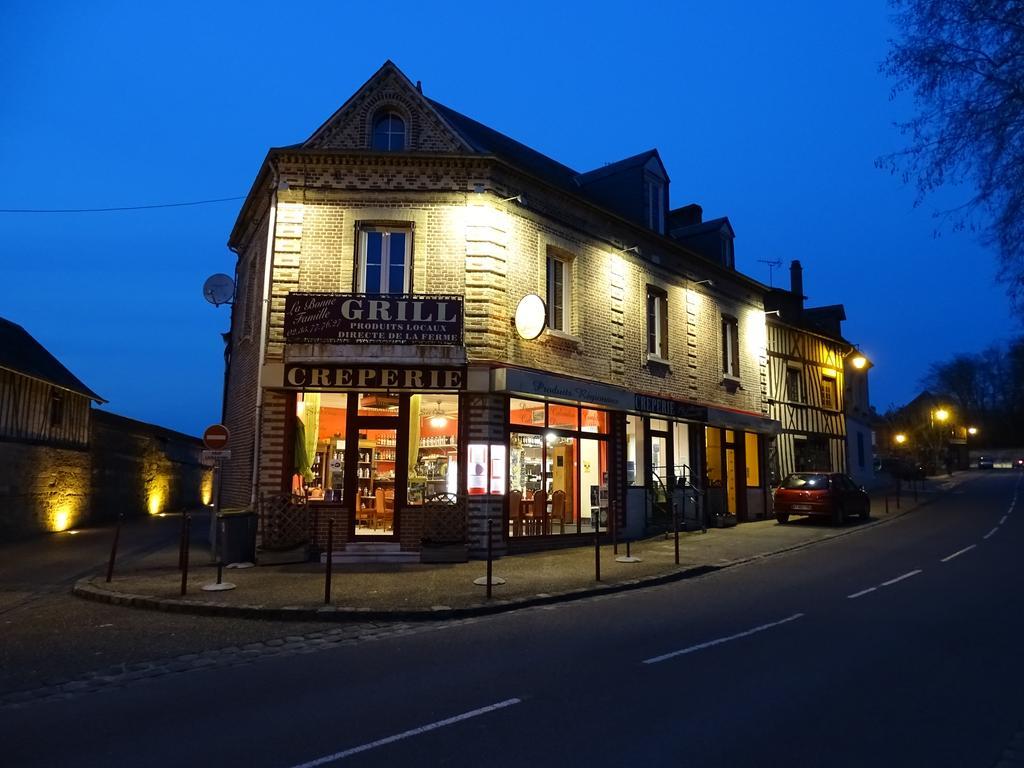 Hotel La Bonne Famille Jumièges Exteriér fotografie